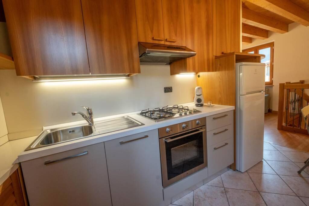 Happy Guest Apartments - Feel The Lake Riva di Solto Dış mekan fotoğraf